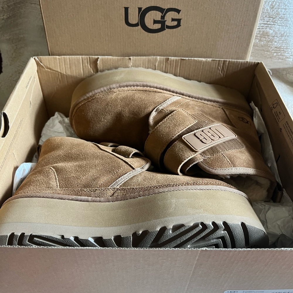UGG Women's Neumel Platform Suede Booties!!